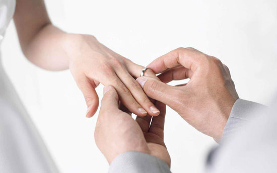حلقه نامزدی و حلقه ازدواج
