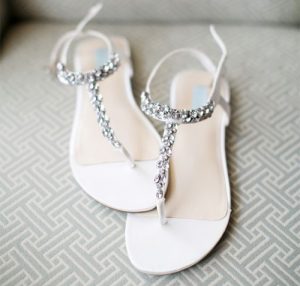 کفش عروس از برند David’s Bridal Dyeable Pearl