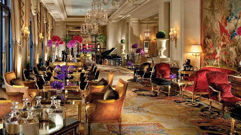 هتل جورج پنجم همان طور که از نامش پیداست برای میلیونر ها و افرادی است که به دنبال جاها و امکانات خاص هستند.
