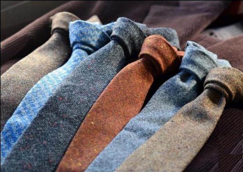 نمونه های پشمی کراوات ، آستر نازک